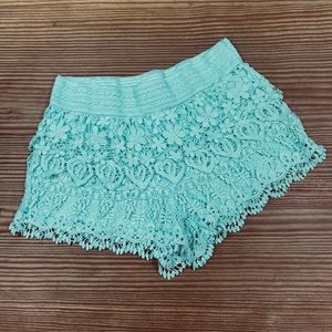 No Boundaries Lace Shorts Size L/G (11-13)
